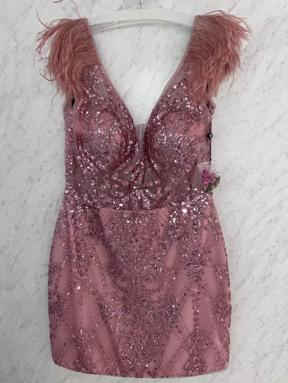 ✨ Rose Pink Feather Shoulder Sequin Mini Dress ✨
